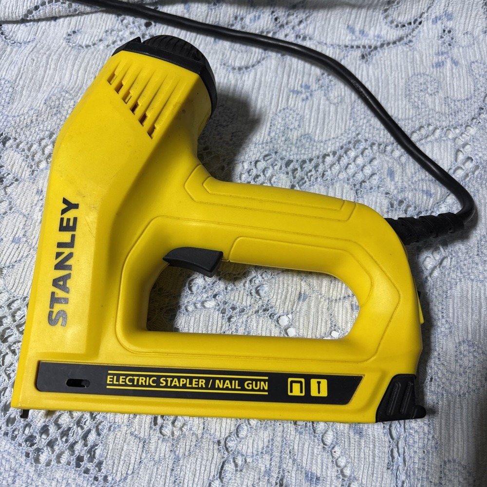 STANLEY ELECTRIC STAPLER BRAD NAIL GUN